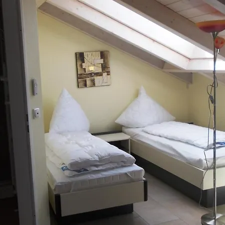 Aparthotel Museumshof 4*